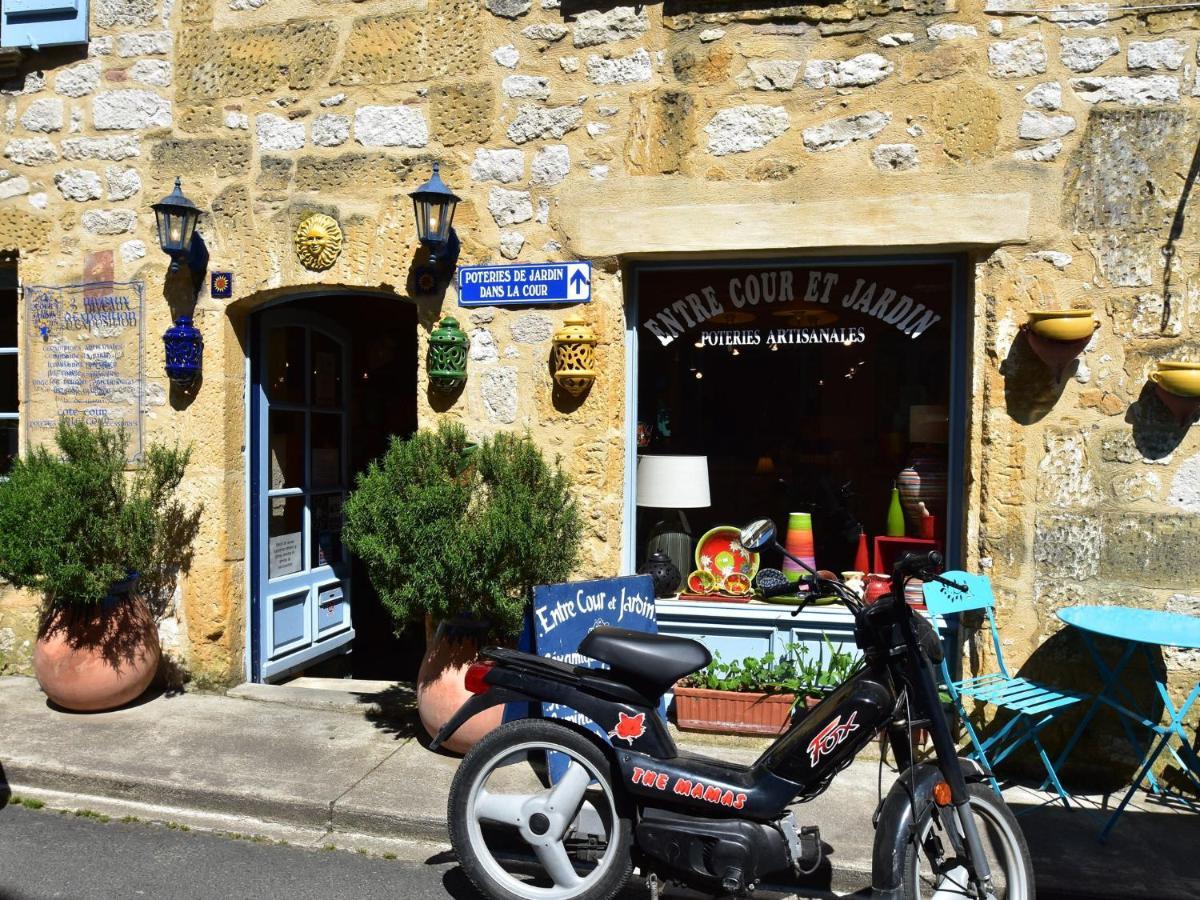 Cosy Holiday Home In Lantheuil With Garden Villefranche-du-Périgord Exterior foto
