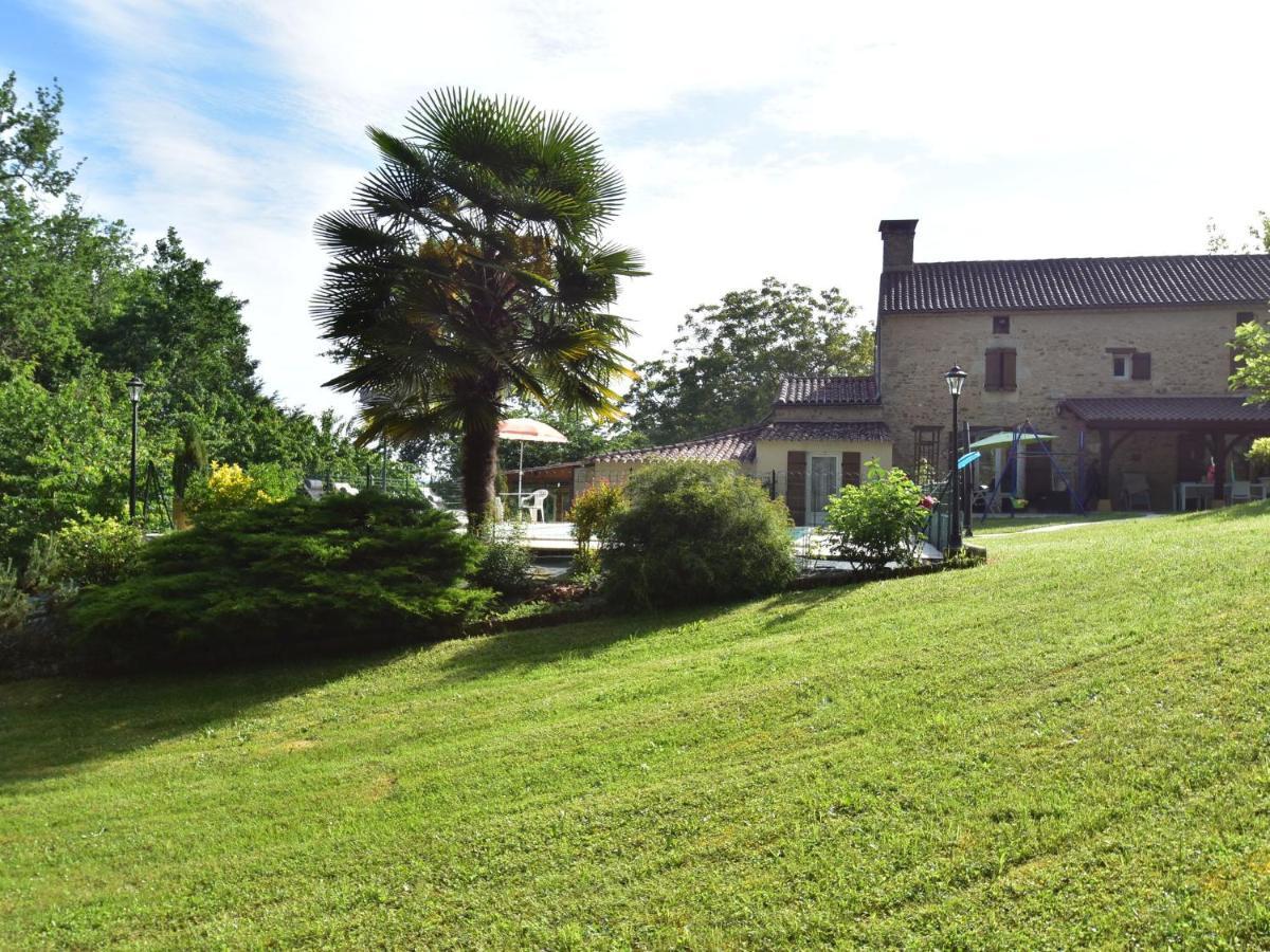 Cosy Holiday Home In Lantheuil With Garden Villefranche-du-Périgord Exterior foto